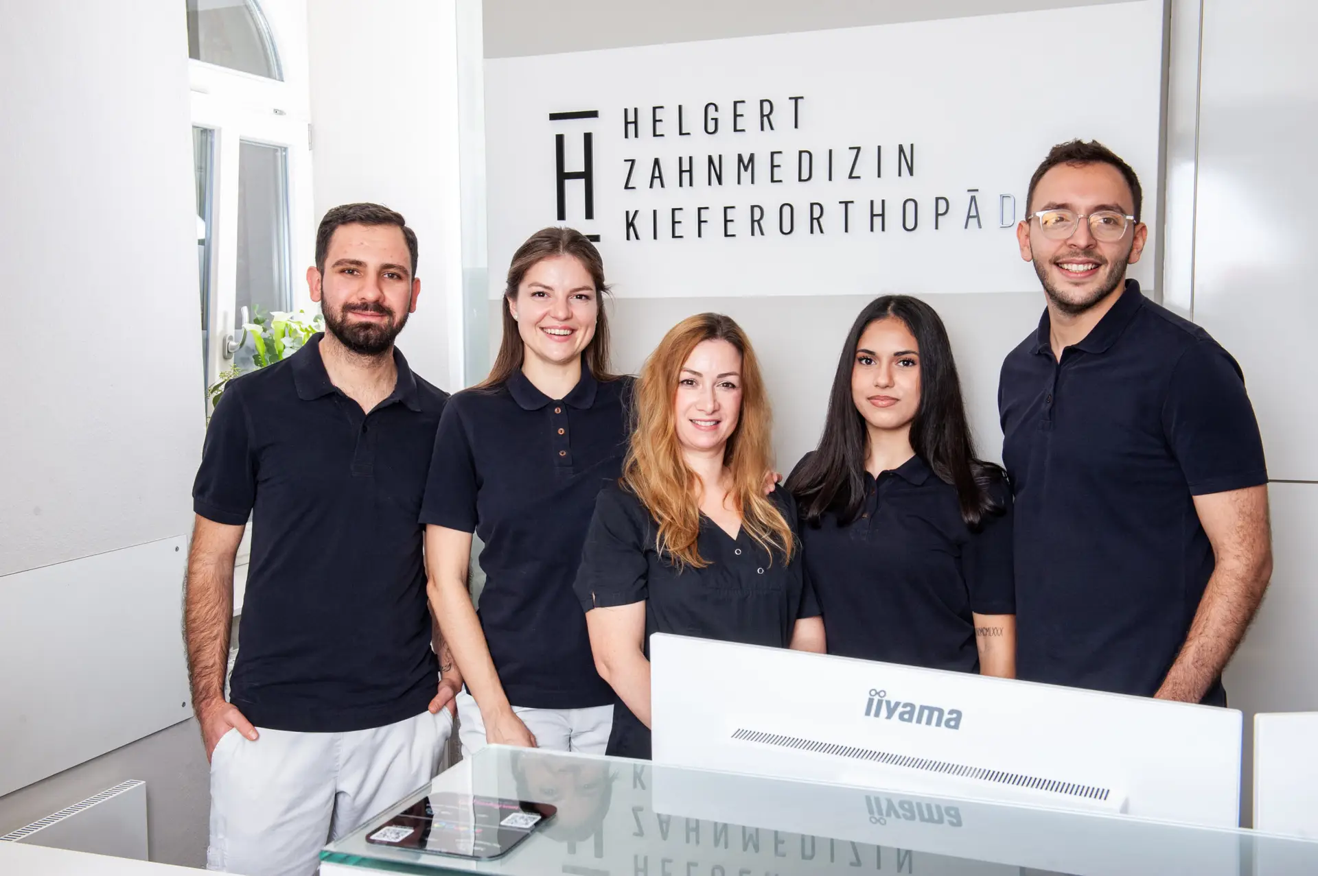 Behandlungsteam bei Helgert Zahnmedizin & Kieferorthopädie